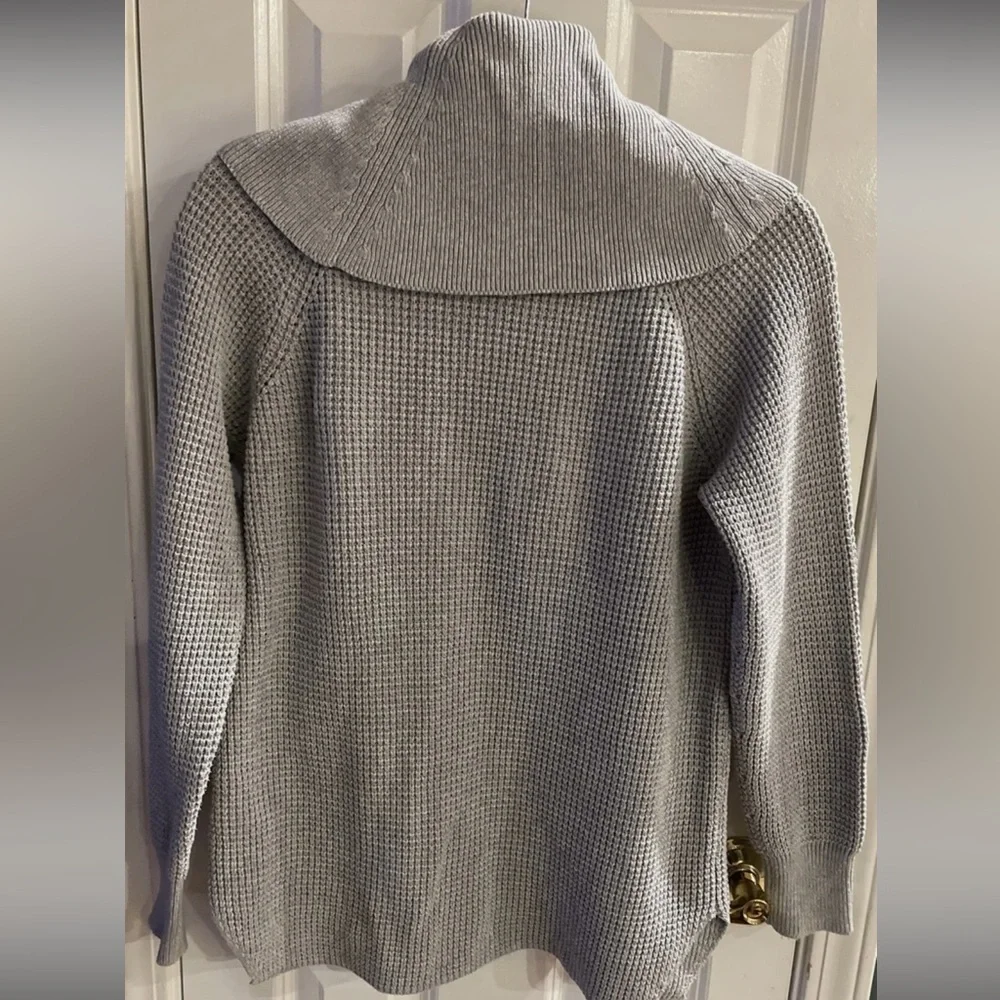 Michael Kors Gray Cowl Neck Waffle Knit Sweater Womens Size Medium Long Sleeve